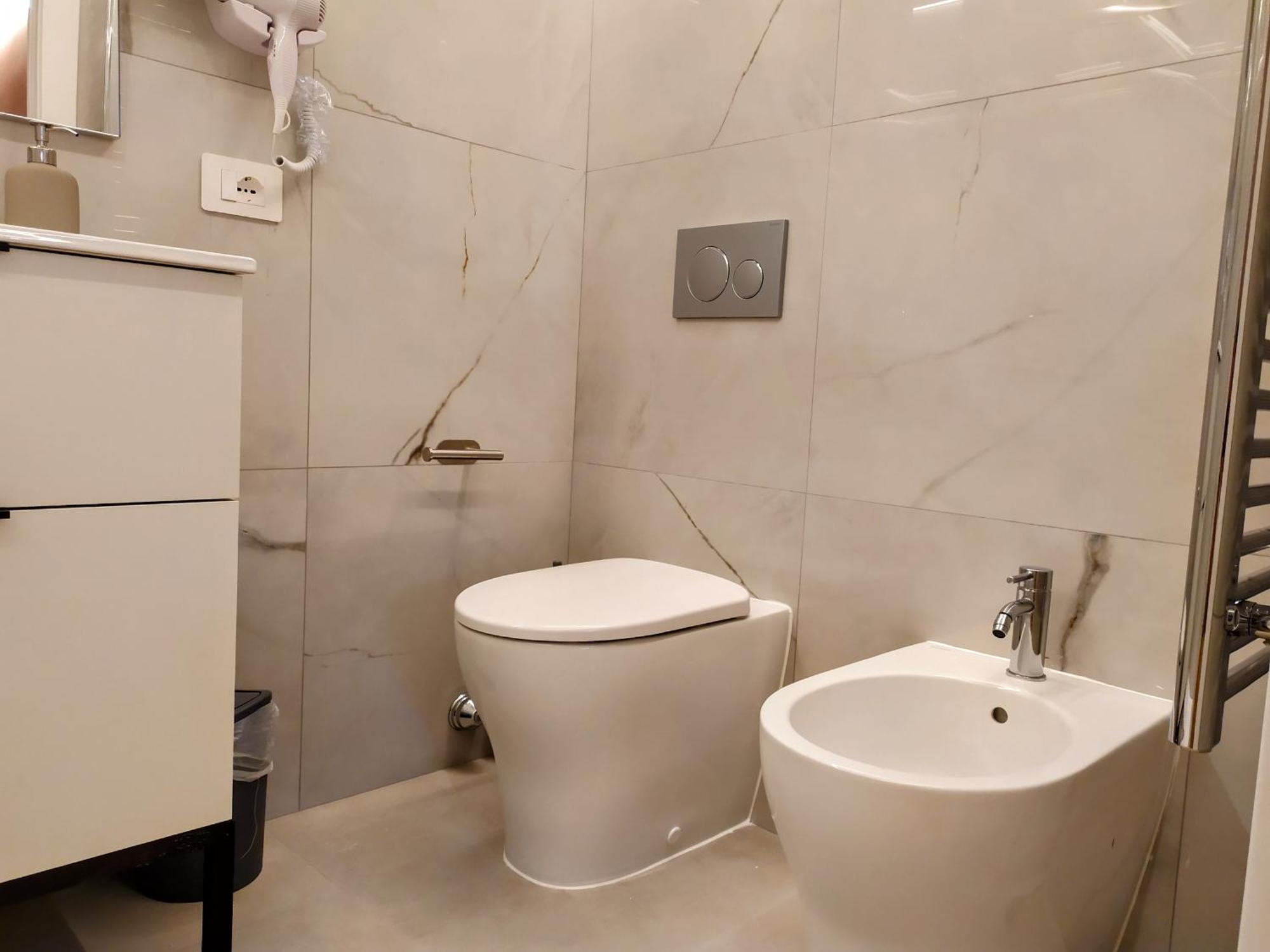 Mako Suites - Centro E Stazione 몬차 외부 사진