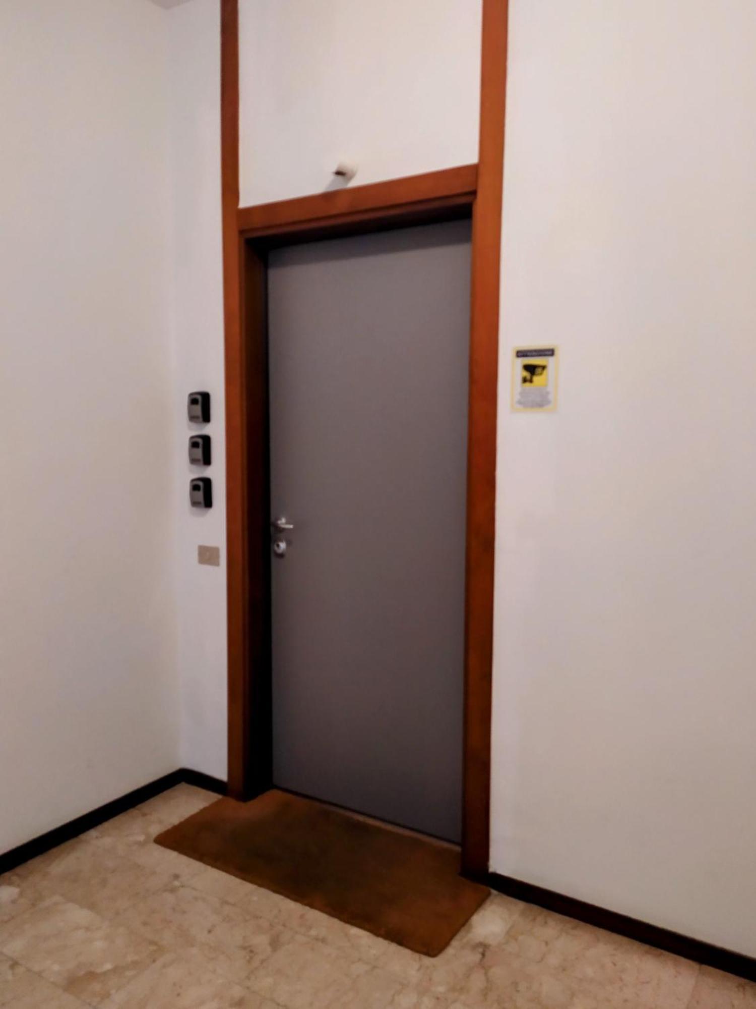 Mako Suites - Centro E Stazione 몬차 외부 사진