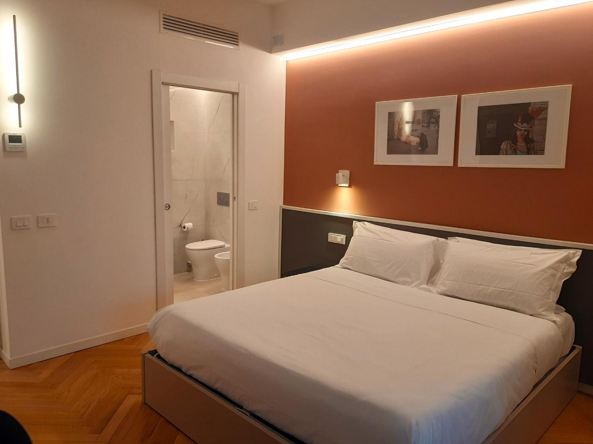 Mako Suites - Centro E Stazione 몬차 외부 사진